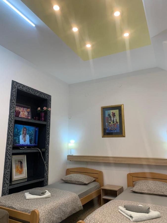 Guesthouse Vladimir & Ana Pančevo المظهر الخارجي الصورة